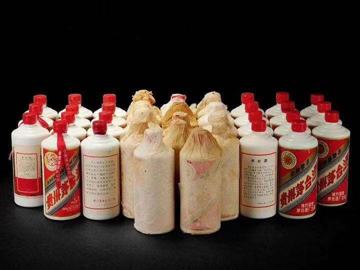 稻城日照岚山回收酒价格哪里回收(附近上门回收茅台酒）?